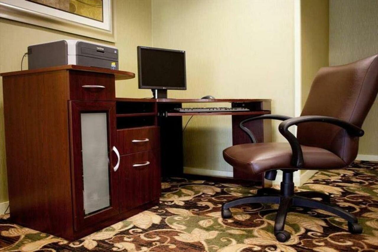 Dublin Inn And Suites エクステリア 写真