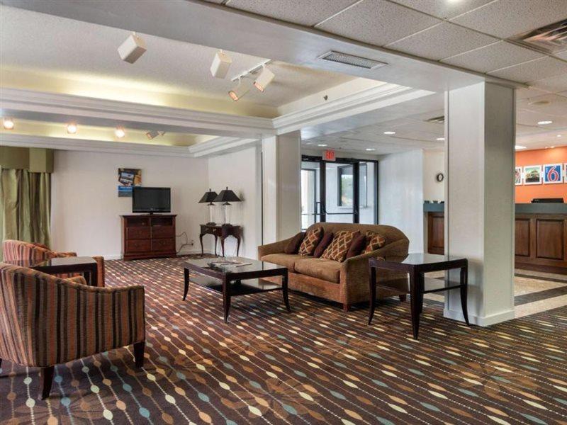 Dublin Inn And Suites エクステリア 写真